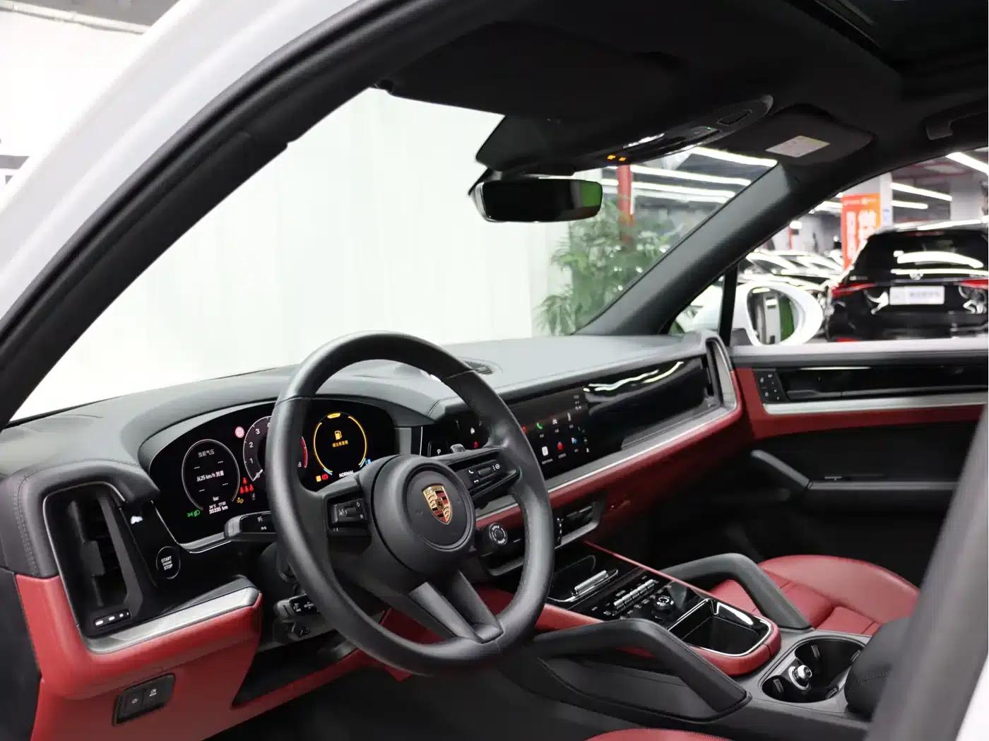2025 Cayenne 3.0T Dream Edition — миниатюра 8