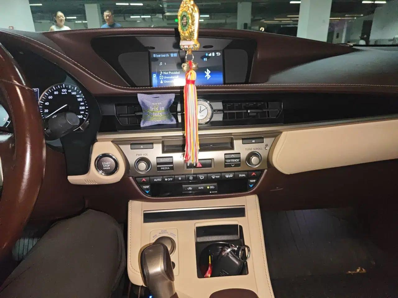 Lexus ES 2015 200 Comfort Edition — миниатюра 13
