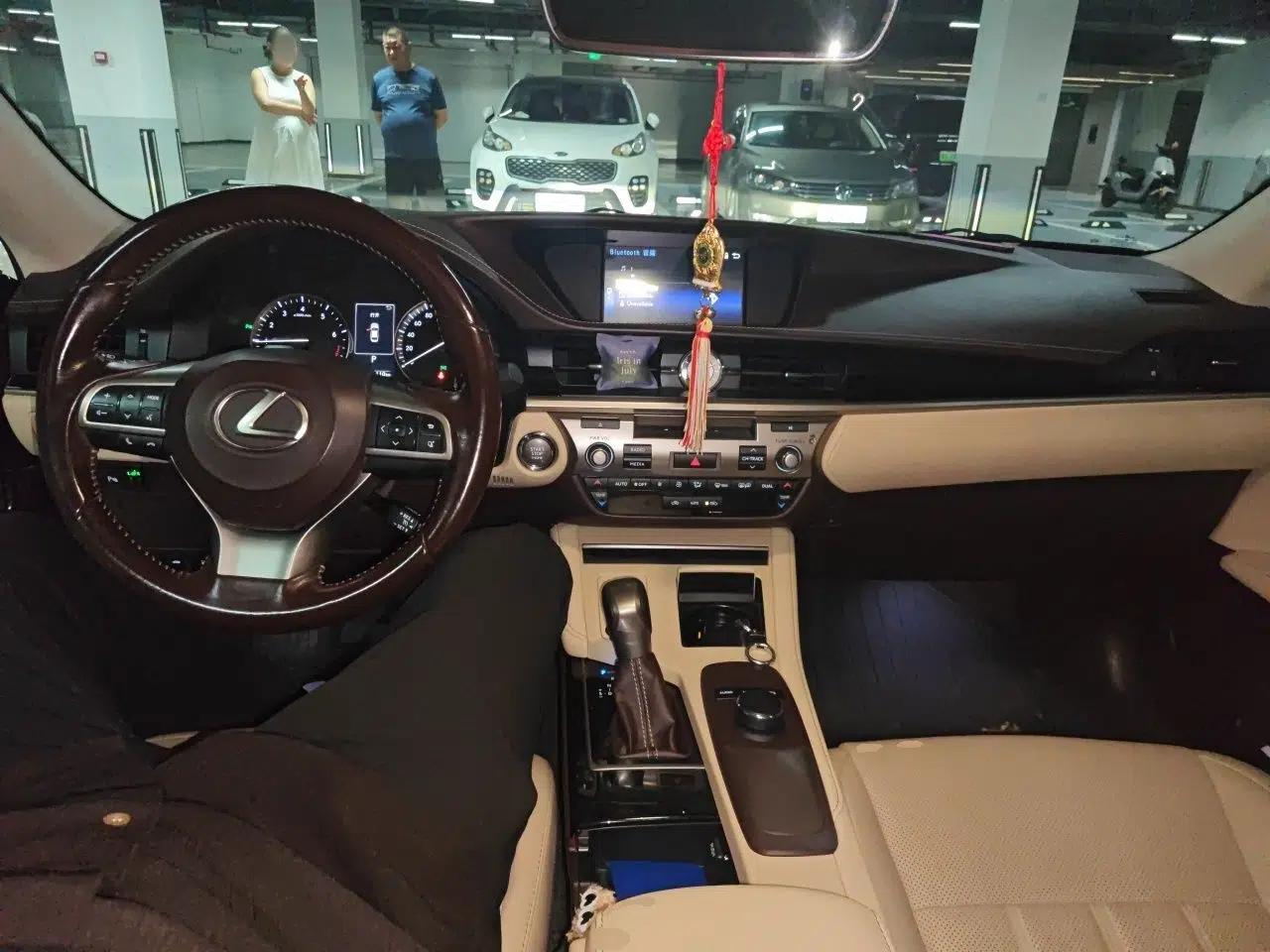 Lexus ES 2015 200 Comfort Edition — миниатюра 9
