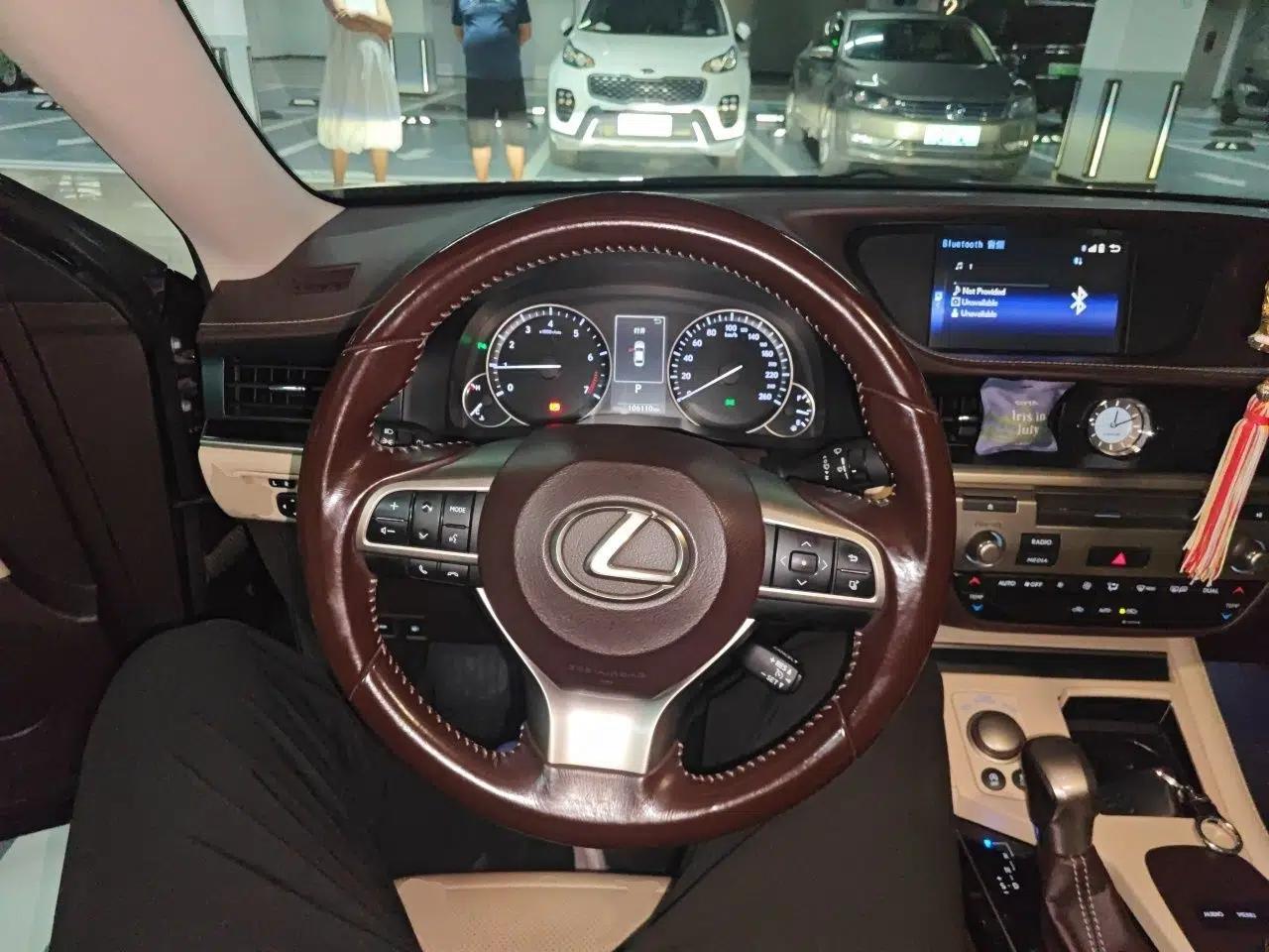 Lexus ES 2015 200 Comfort Edition — миниатюра 10