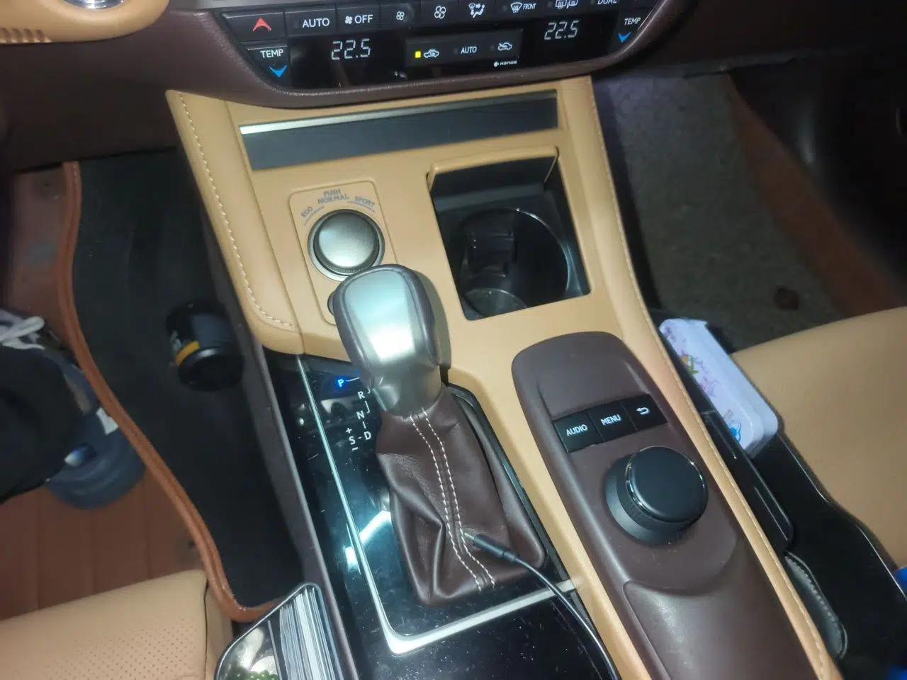 Lexus ES 2015 200 Comfort Edition — миниатюра 14