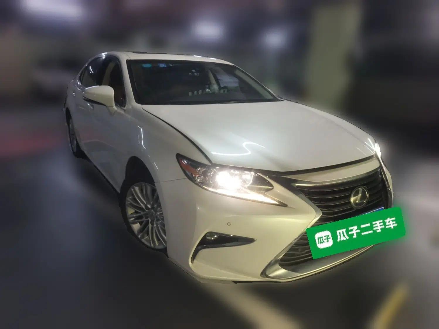 Lexus ES 2015 200 Comfort Edition — миниатюра 3