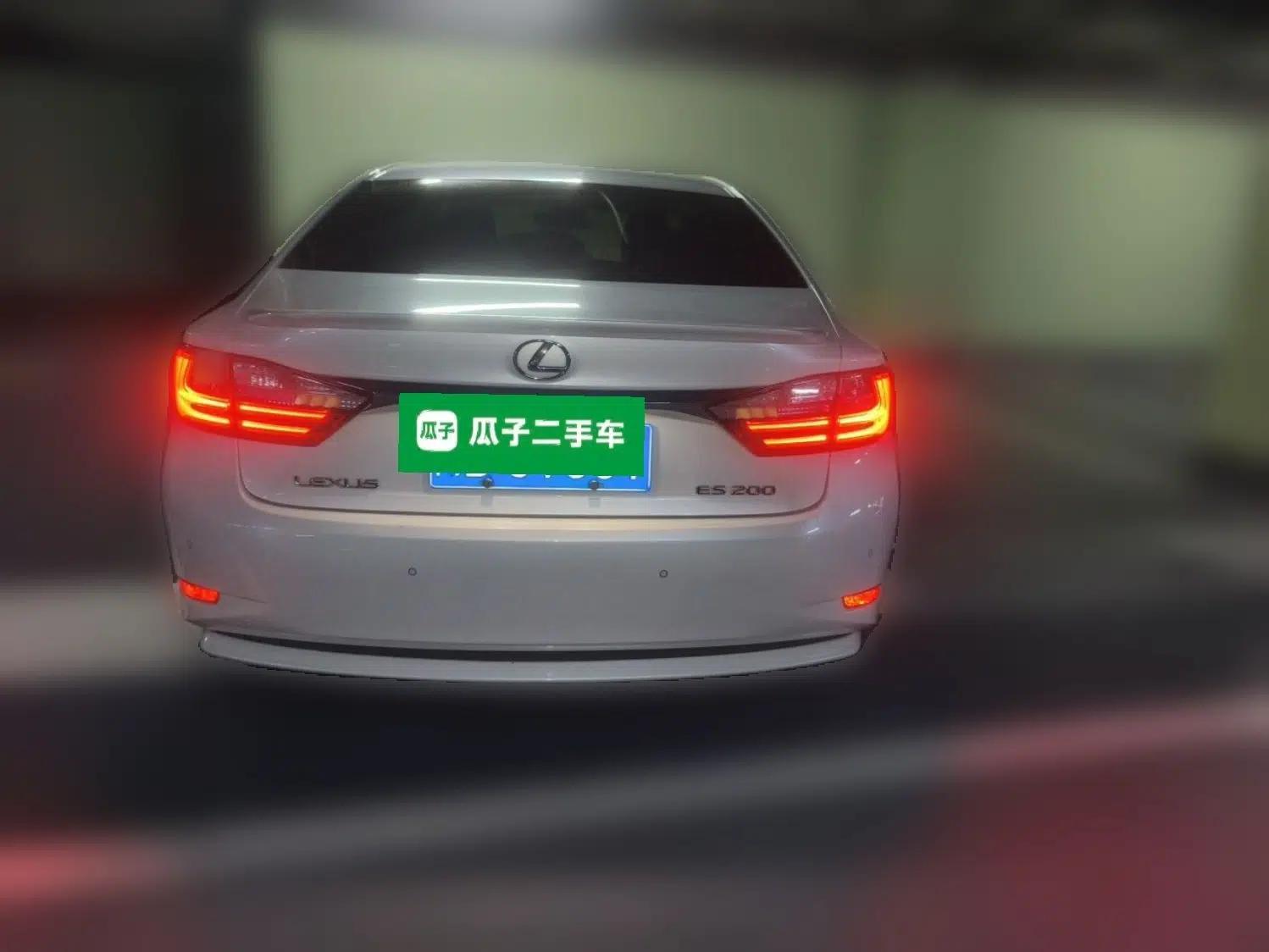 Lexus ES 2015 200 Comfort Edition — миниатюра 5