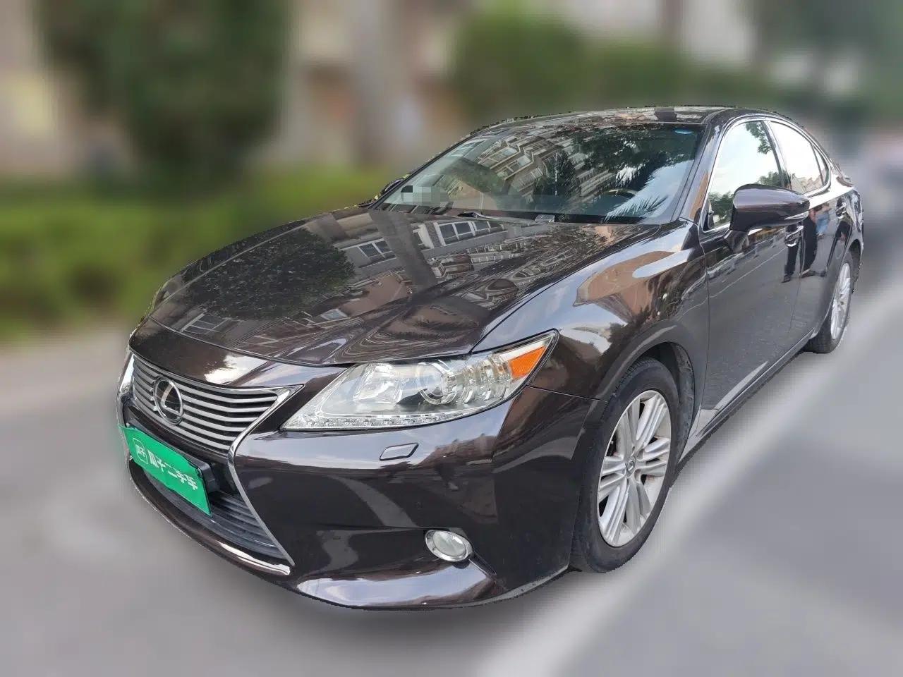 Lexus ES 2013 250 Elegant Edition — миниатюра 1