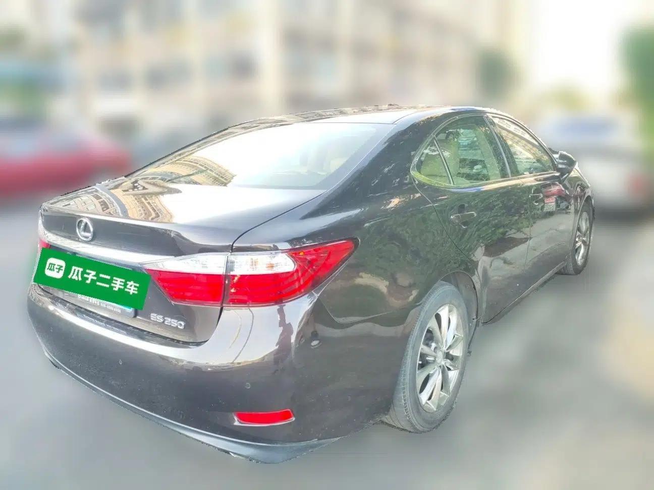 Lexus ES 2013 250 Elite Edition — миниатюра 6