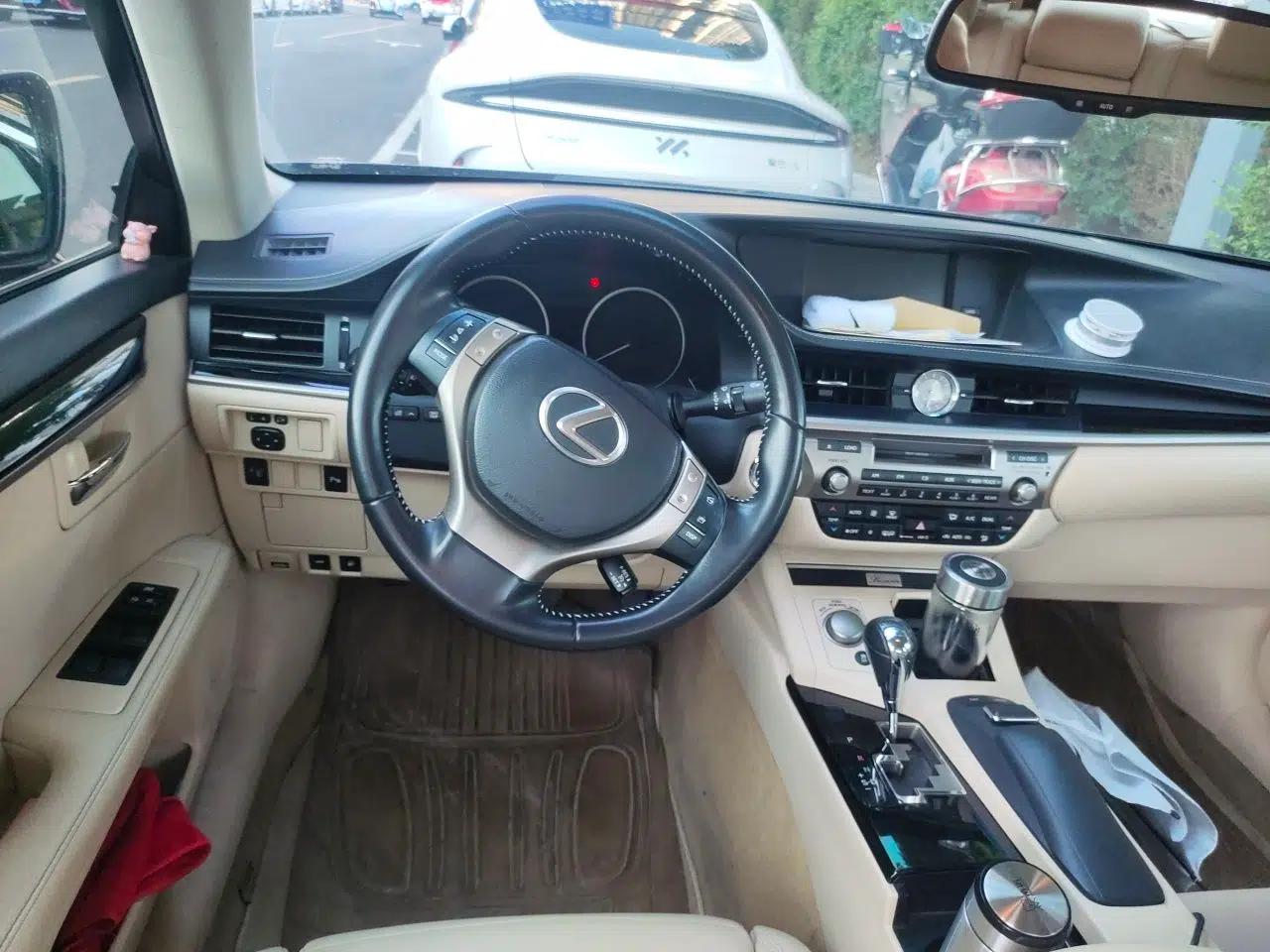 Lexus ES 2013 250 Elite Edition — миниатюра 10