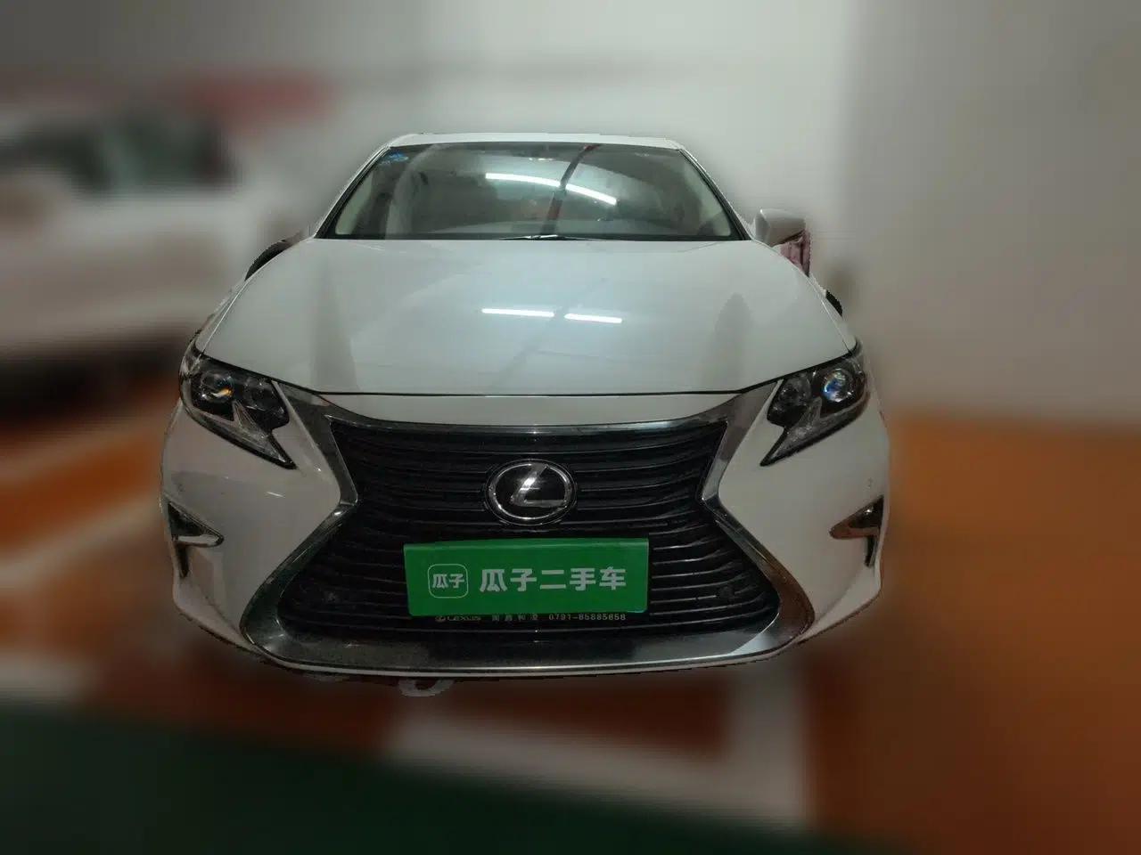 Lexus ES 2015 200 Elite Edition — миниатюра 2