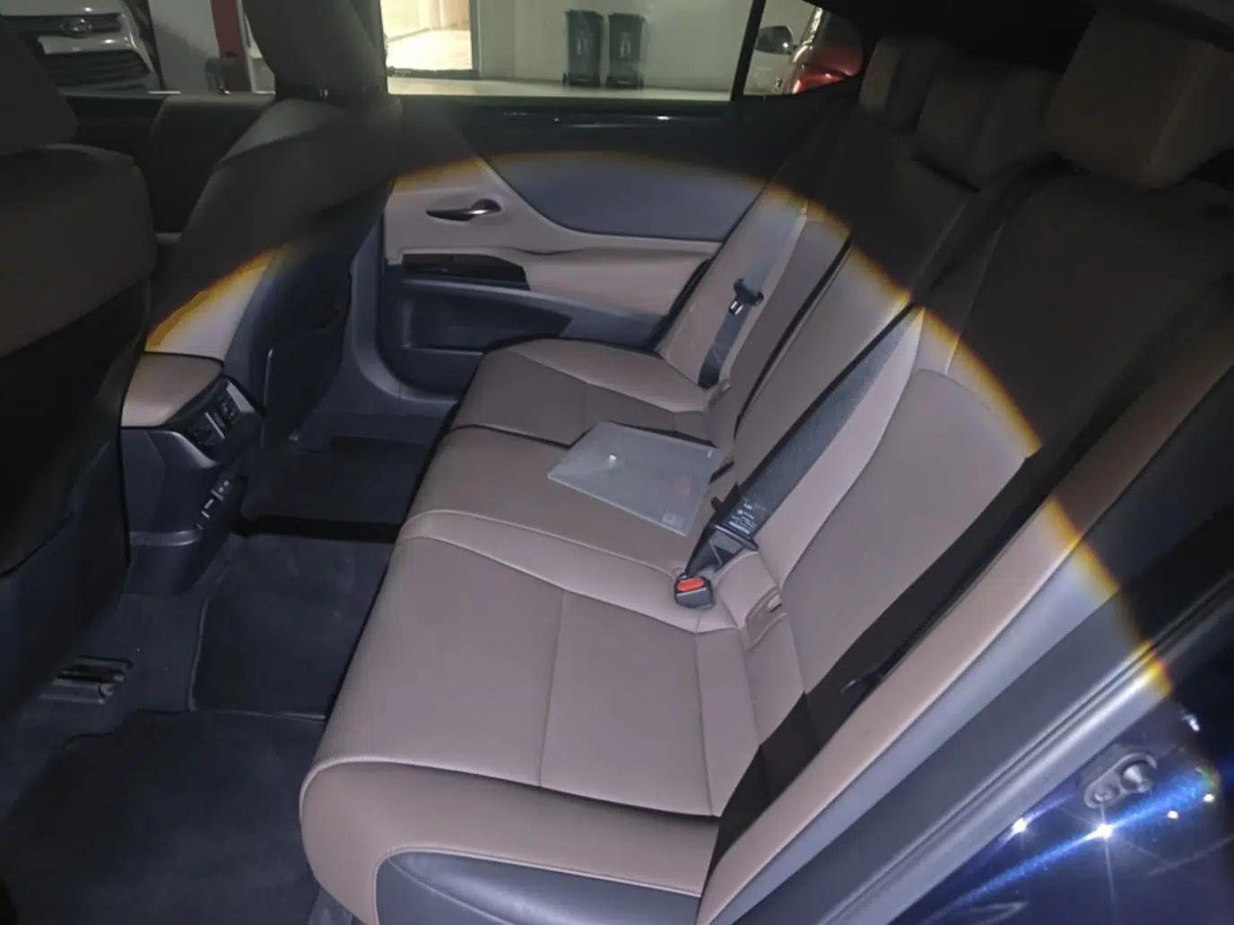 Lexus ES 2022 200 Excellence Edition — миниатюра 20