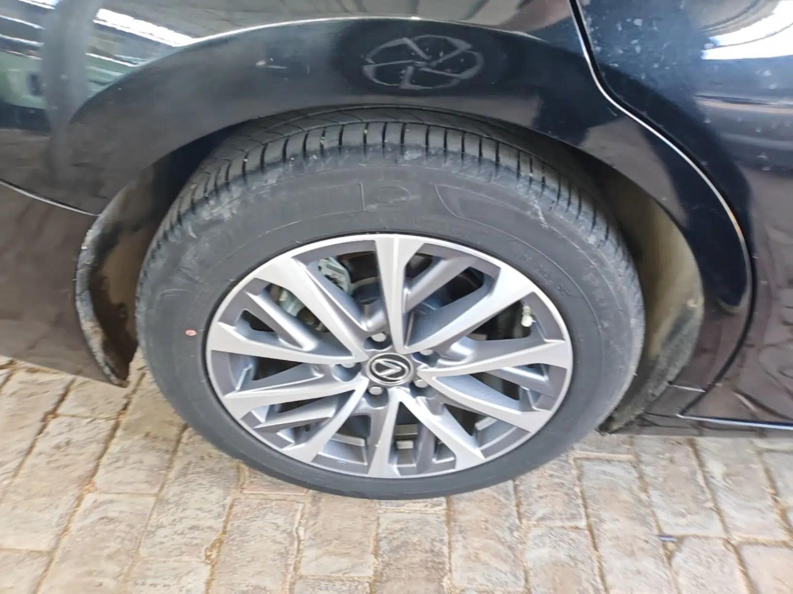 Lexus ES 2022 200 Excellence Edition — миниатюра 16