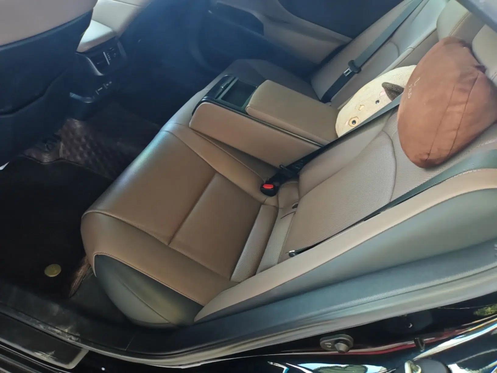 Lexus ES 2022 200 Excellence Edition — миниатюра 25