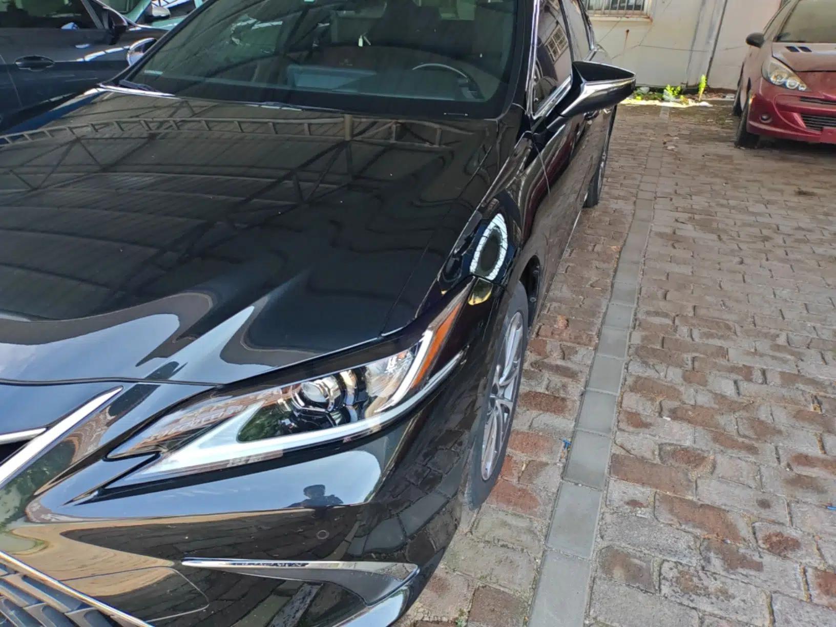 Lexus ES 2022 200 Excellence Edition — миниатюра 8