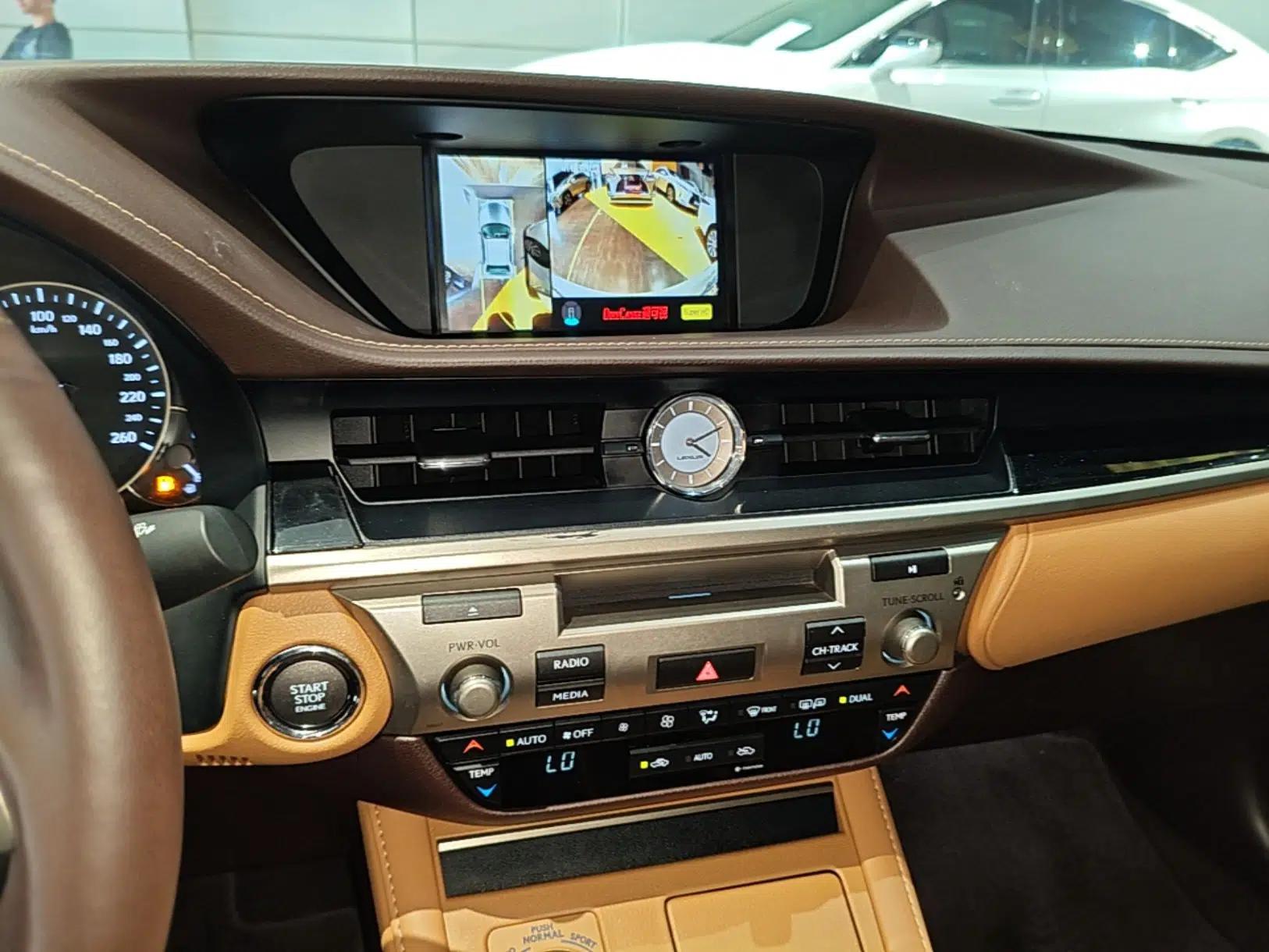 Lexus ES 2015 200 Elite Edition — миниатюра 15