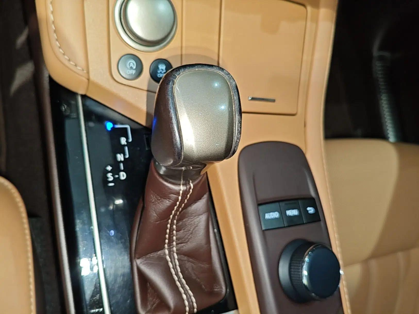 Lexus ES 2015 200 Elite Edition — миниатюра 16