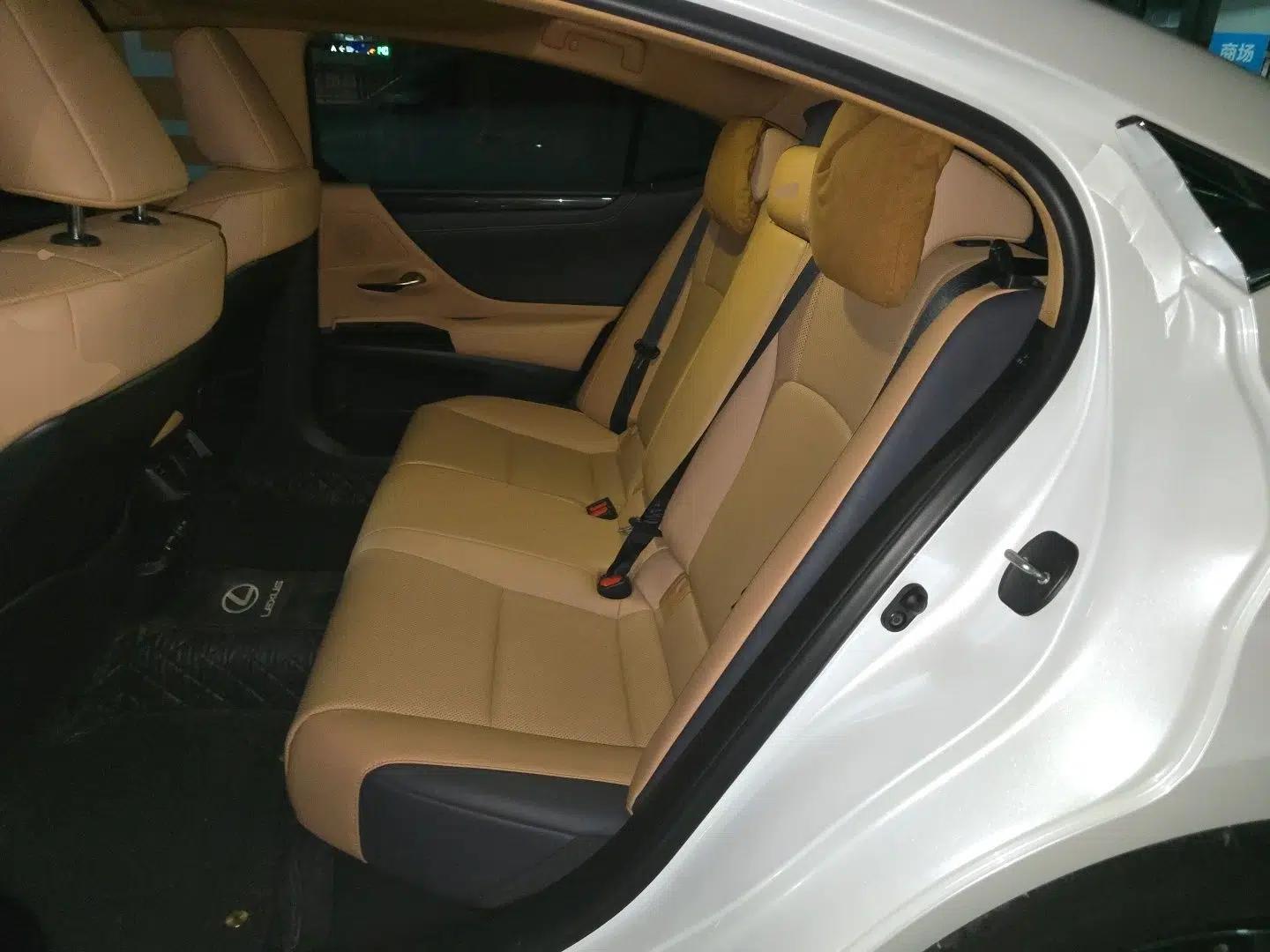 Lexus ES 2023 200 Excellence Edition — миниатюра 17