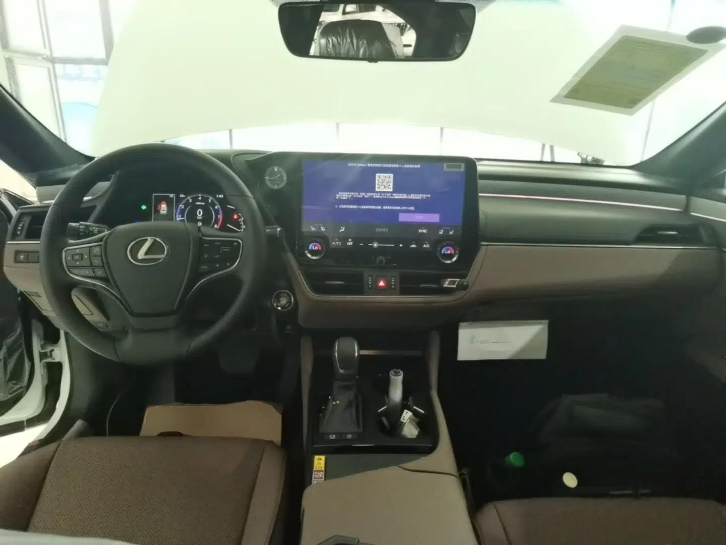 Lexus ES 2025 200 Premium Edition — миниатюра 12