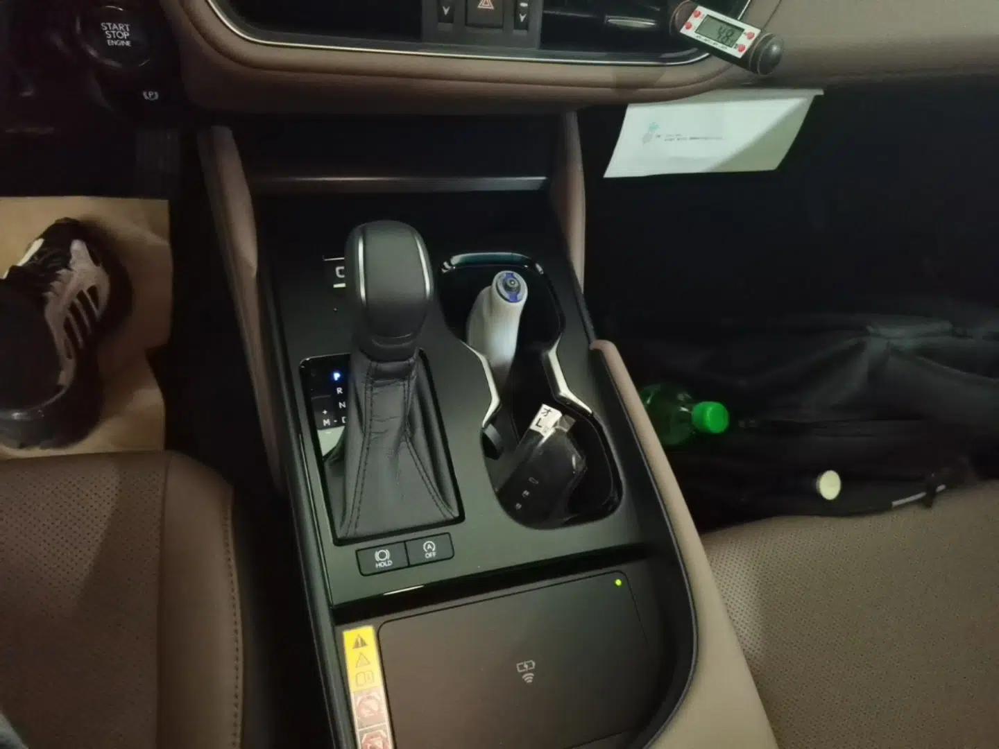 Lexus ES 2025 200 Premium Edition — миниатюра 16