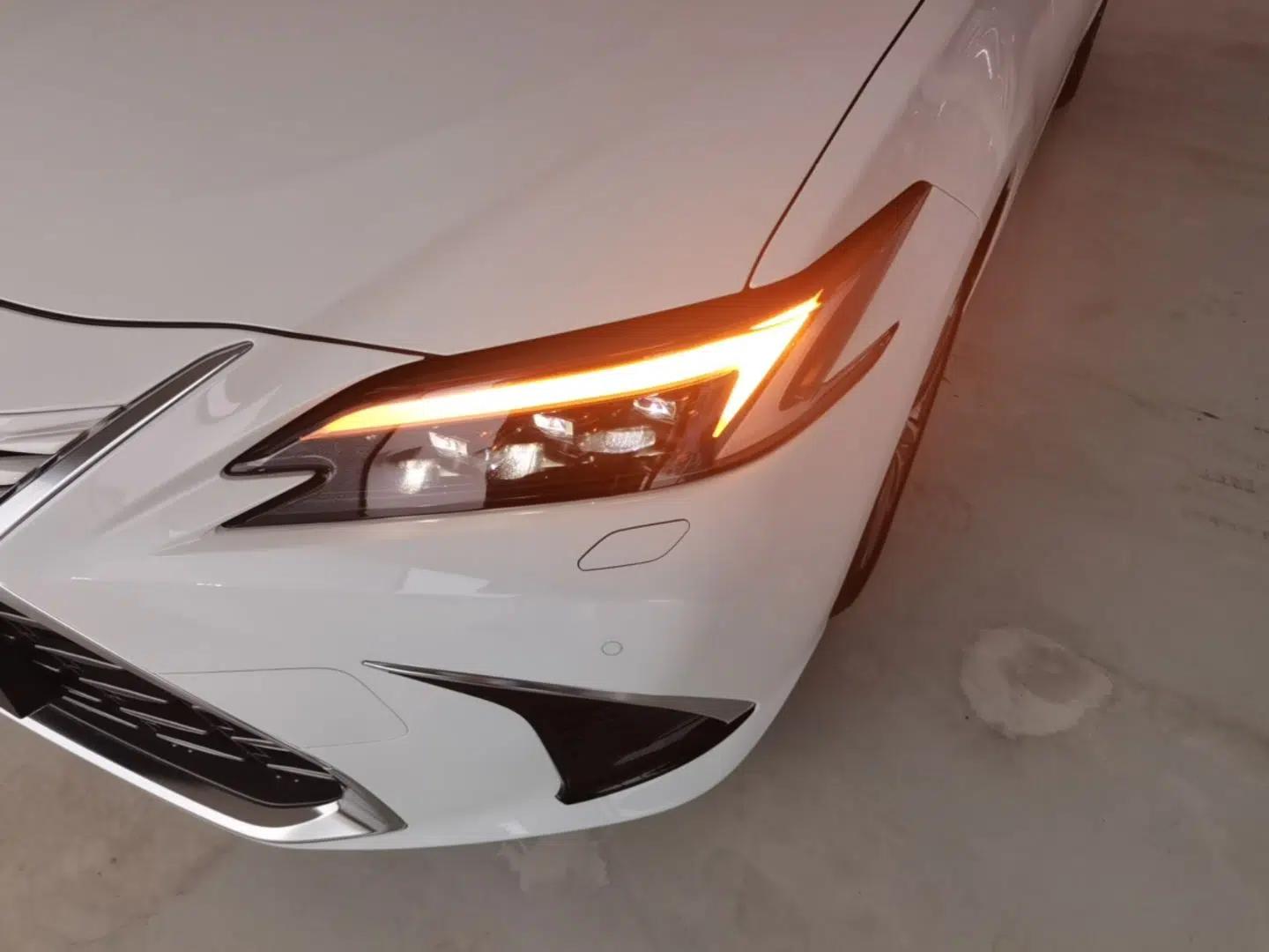 Lexus ES 2025 200 Premium Edition — миниатюра 8