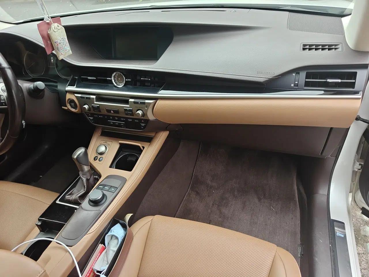 Lexus ES 2015 200 Comfort Edition — миниатюра 13