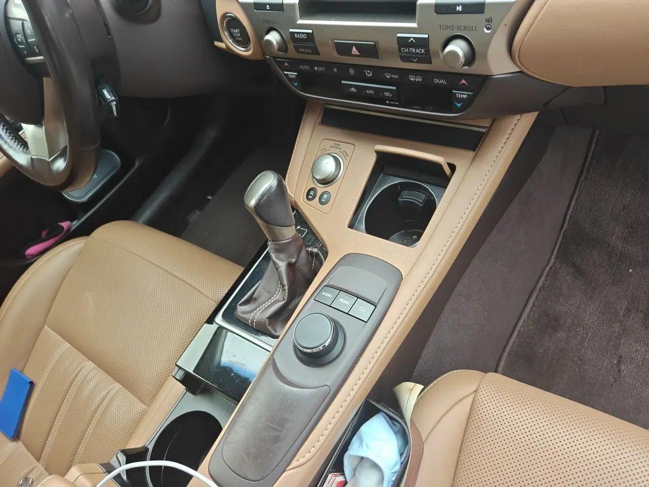 Lexus ES 2015 200 Comfort Edition — миниатюра 14