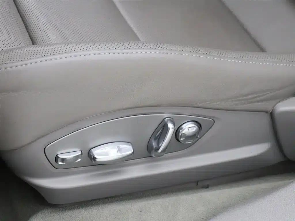 Panamera 2010 Panamera Turbo 4.8T — миниатюра 4