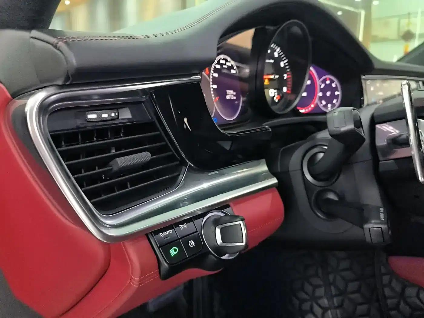 2023 Panamera Executive Long Wheelbase 2.9T — миниатюра 17