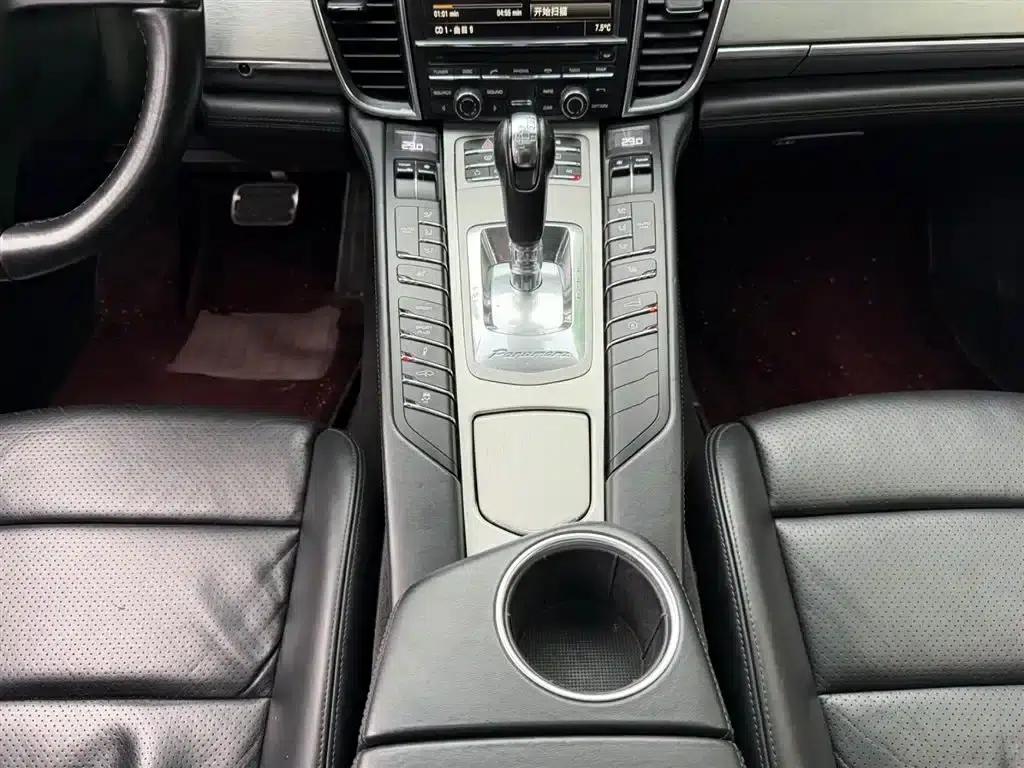 Panamera 2010 Panamera 3.6L — миниатюра 7