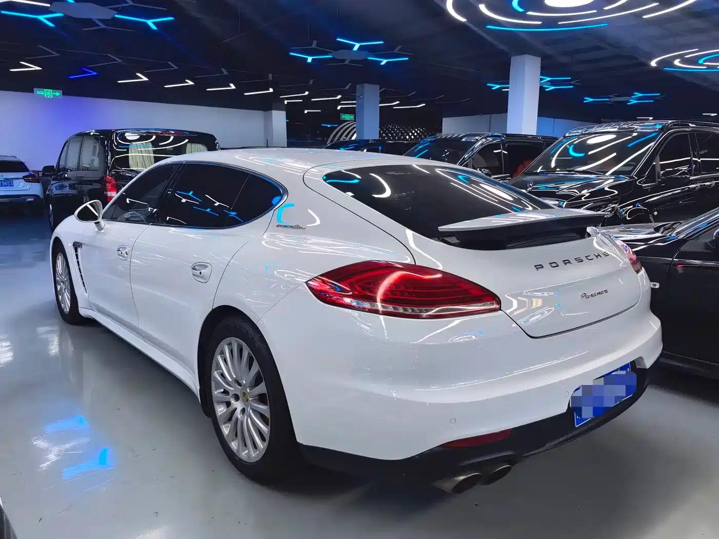 Panamera 2016 Panamera Executive Edition 3.0T — миниатюра 14
