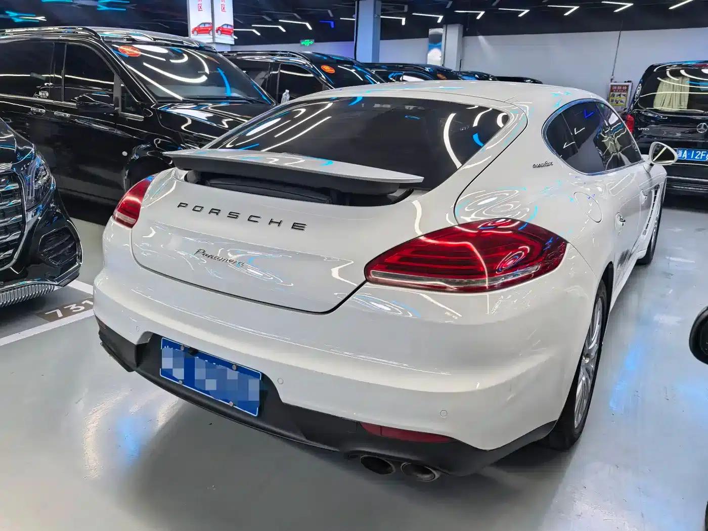 Panamera 2016 Panamera Executive Edition 3.0T — миниатюра 16