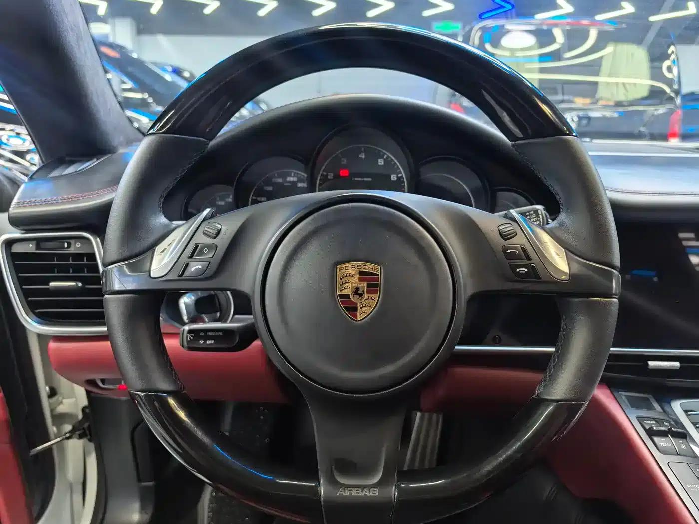 Panamera 2016 Panamera Executive Edition 3.0T — миниатюра 5