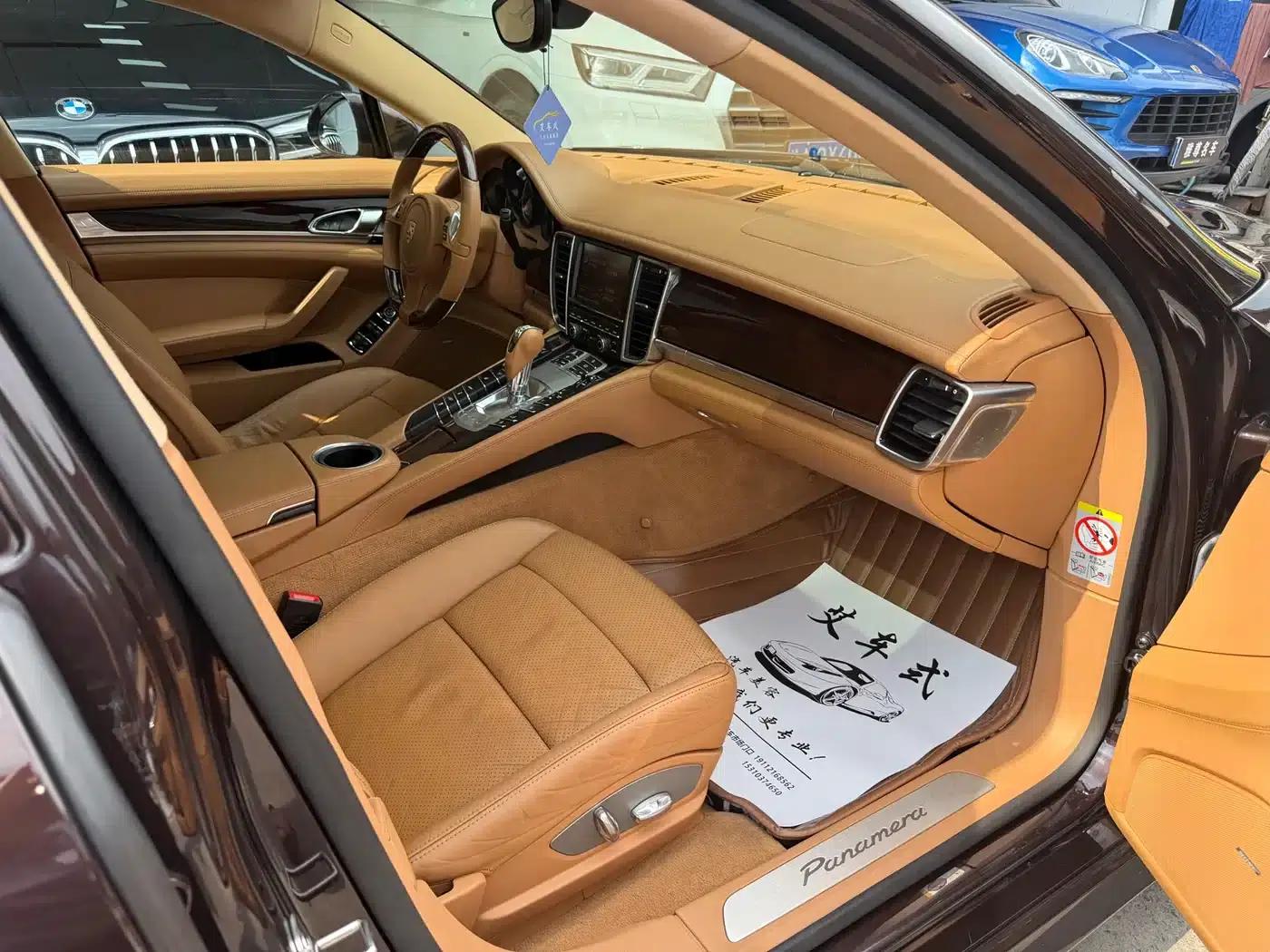Panamera 2013 Panamera Platinum Edition 3.6L — миниатюра 8