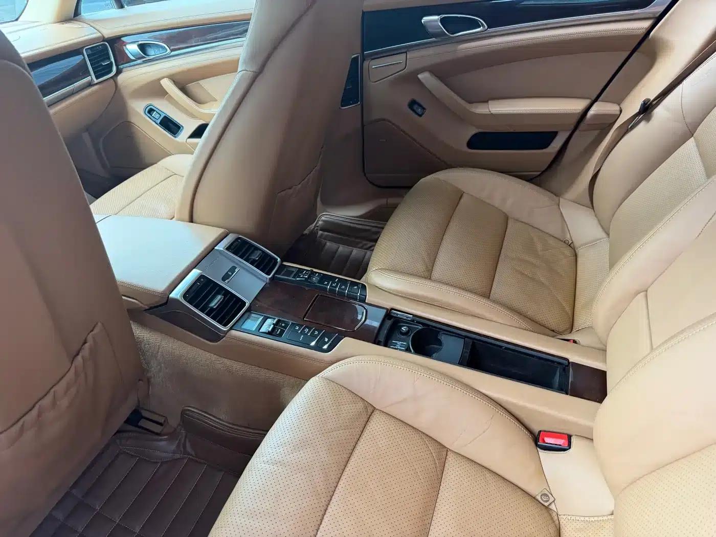 Panamera 2013 Panamera Platinum Edition 3.6L — миниатюра 9