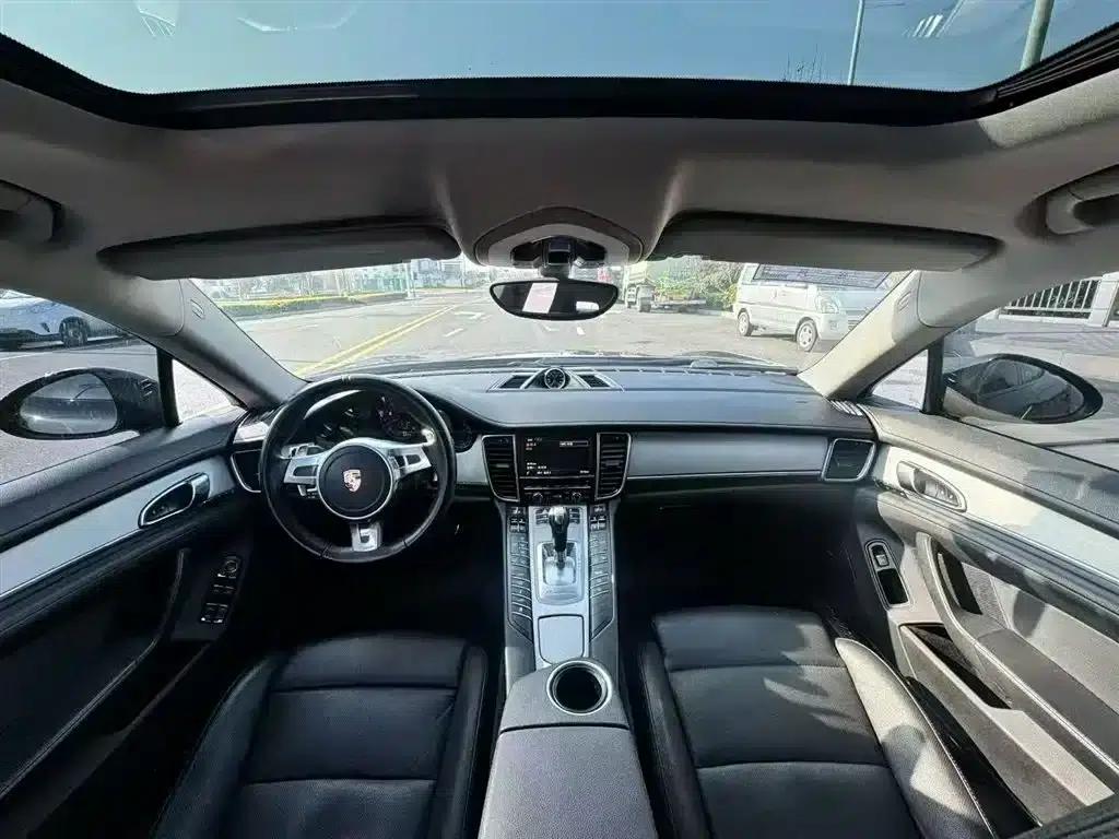 Panamera 2013 Panamera Platinum Edition 3.6L — миниатюра 3