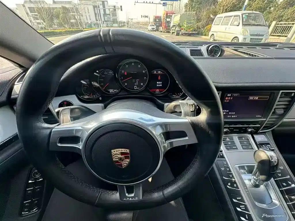 Panamera 2013 Panamera Platinum Edition 3.6L — миниатюра 8