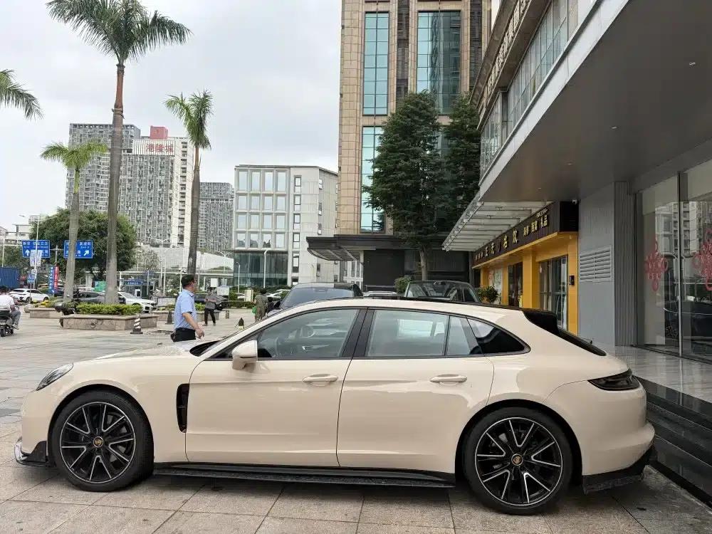 Panamera 2022 Panamera 4 Sport Turismo 2.9T — миниатюра 14