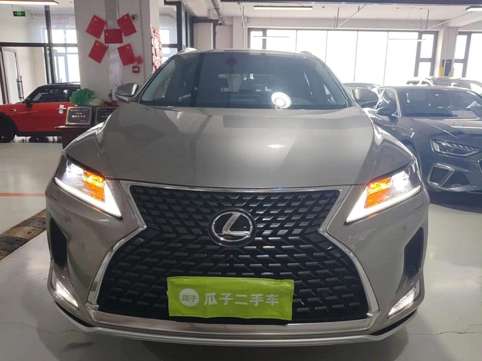 Lexus RX 2020 Revised Version 300 Two-Wheel Drive Elite Edition — миниатюра 2