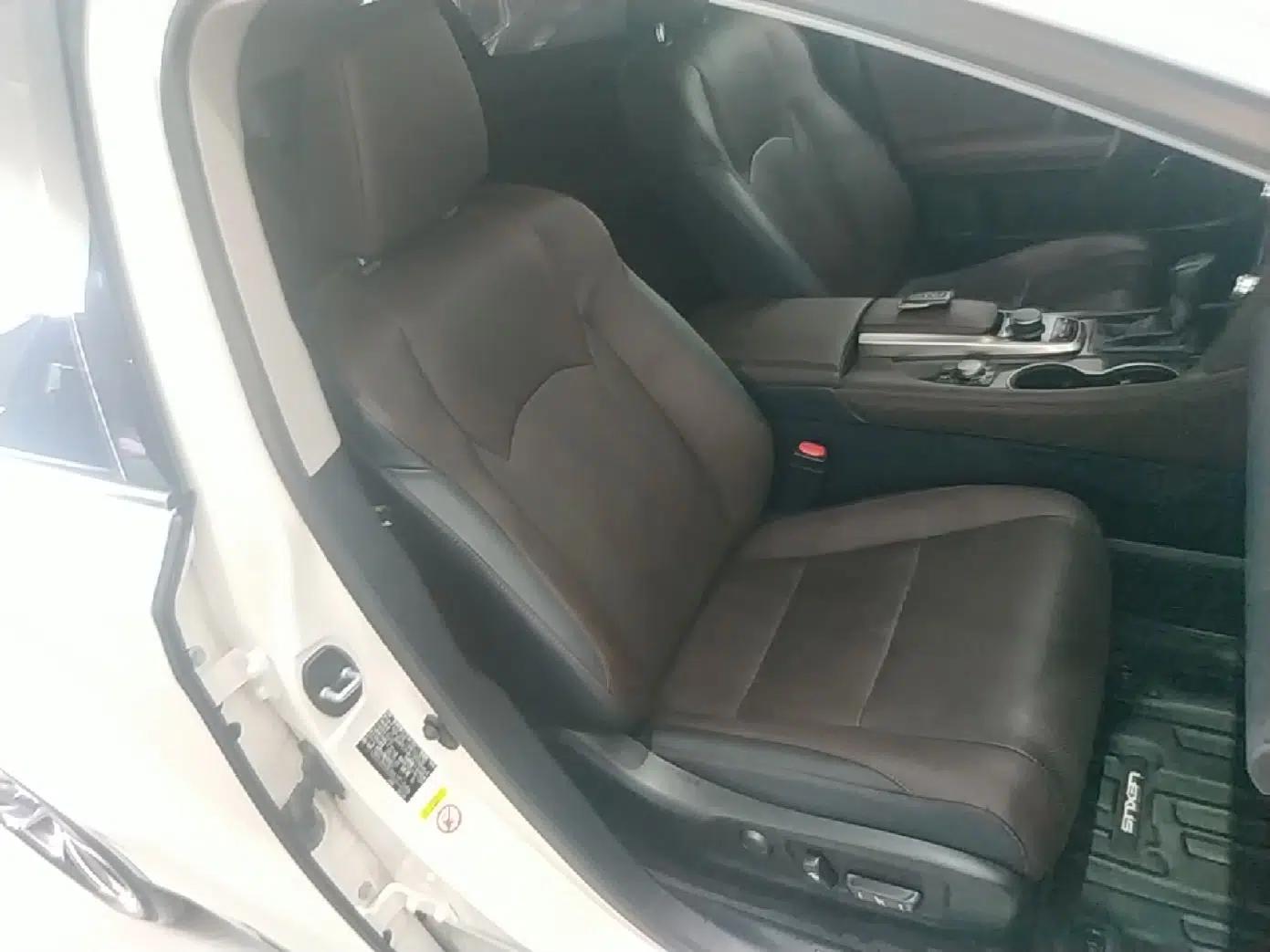 Lexus RX 2016 300 4x4 Elegant Edition China VI — миниатюра 19