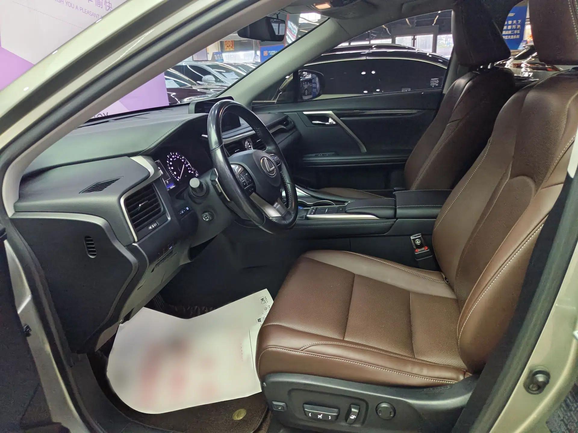 Lexus RX 2020 Revised Version 300 Two-Wheel Drive Elite Edition — миниатюра 13