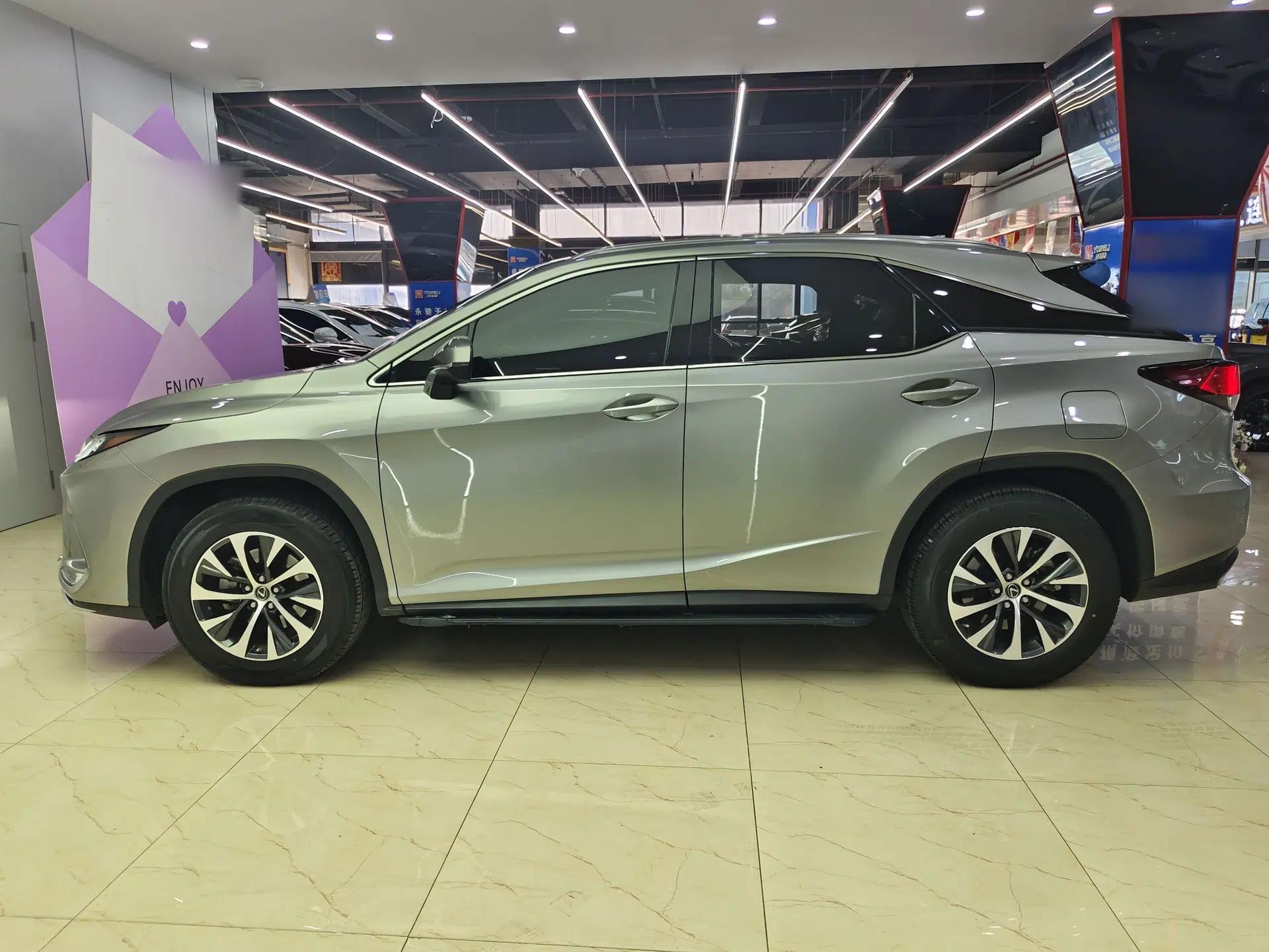 Lexus RX 2020 Revised Version 300 Two-Wheel Drive Elite Edition — миниатюра 4