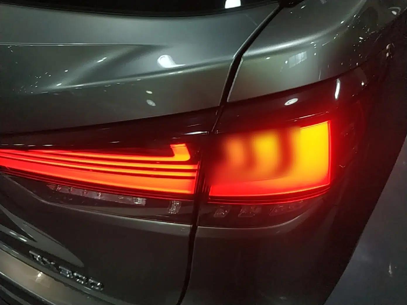 Lexus RX 2020 Revised Version 300 Two-Wheel Drive Elite Edition — миниатюра 9