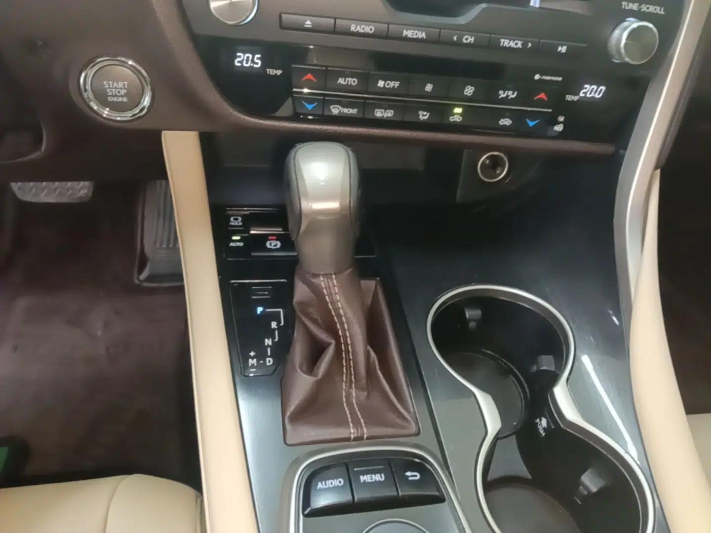 Lexus RX 2016 300 Two-Wheel Drive Elite Version China V Standard — миниатюра 16