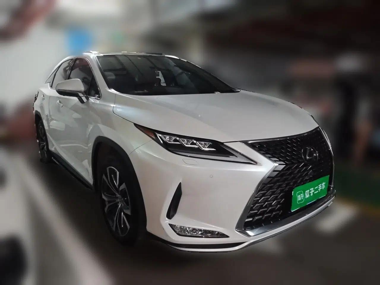 Lexus RX 2020 Facelifted 300 4x4 Elegant Edition — миниатюра 3