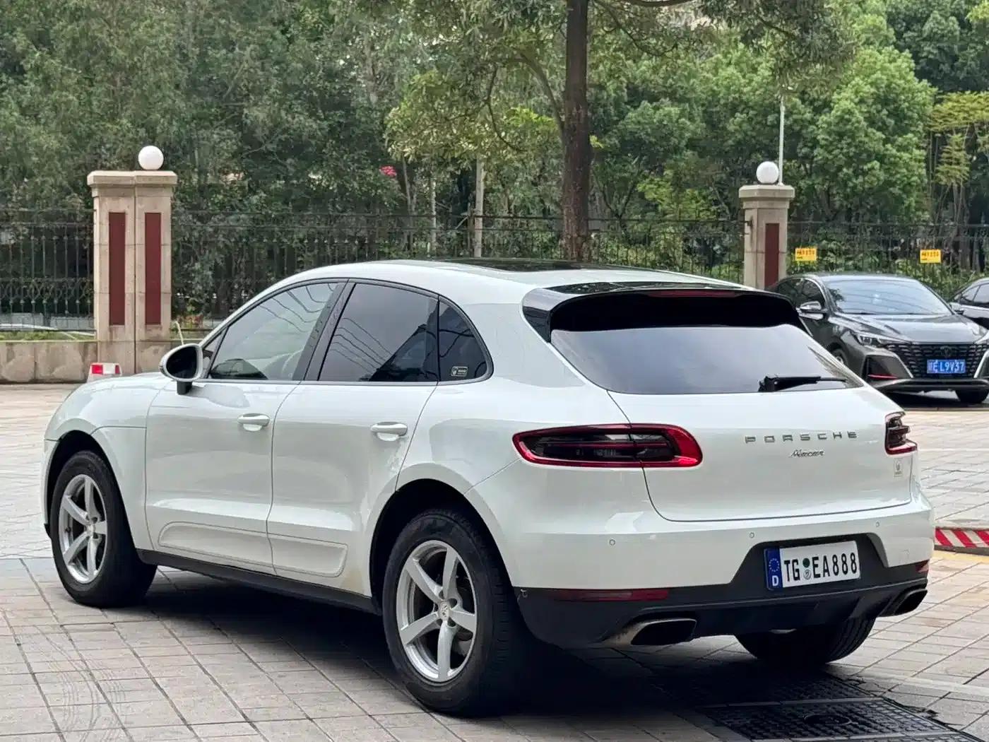2017 Macan 2.0T — миниатюра 4