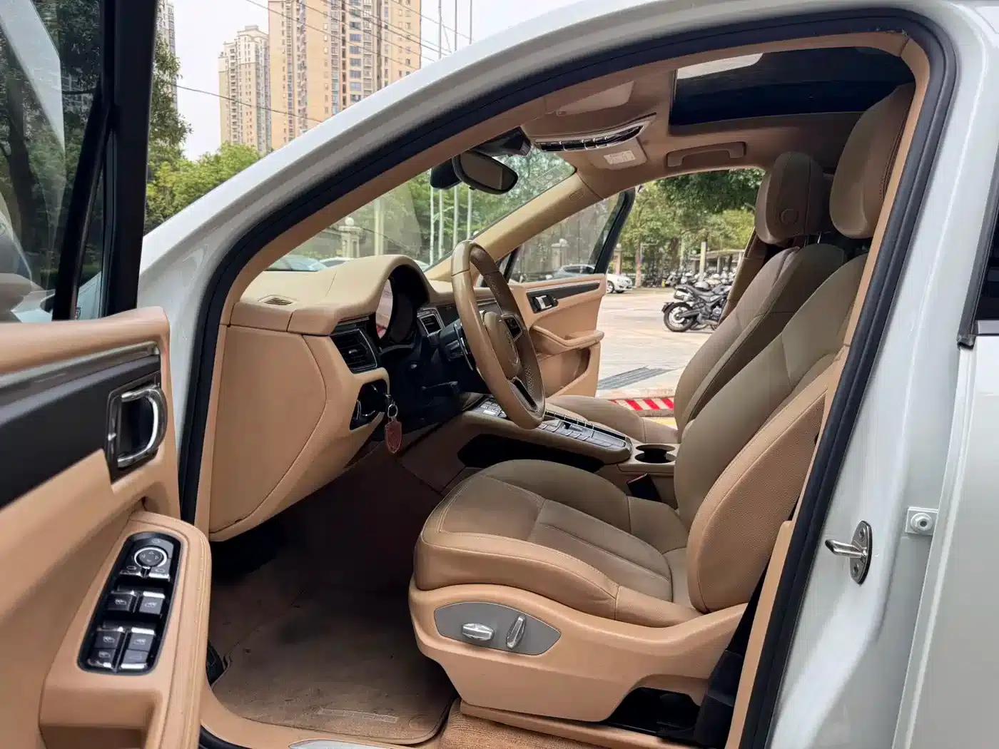 2017 Macan 2.0T — миниатюра 7