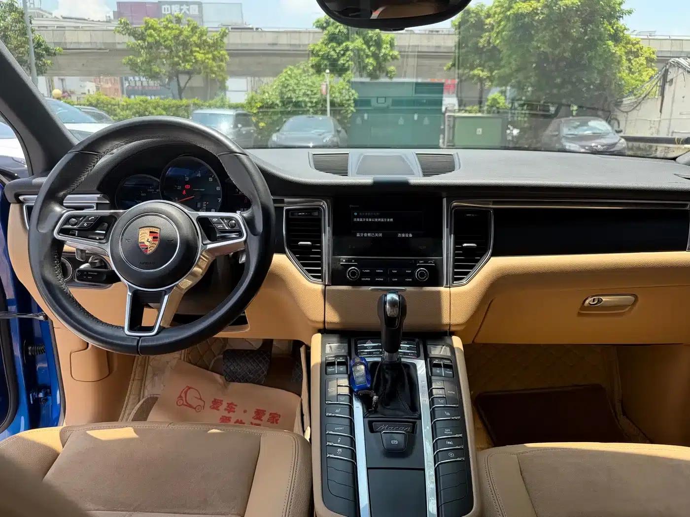 2017 Macan 2.0T — миниатюра 14