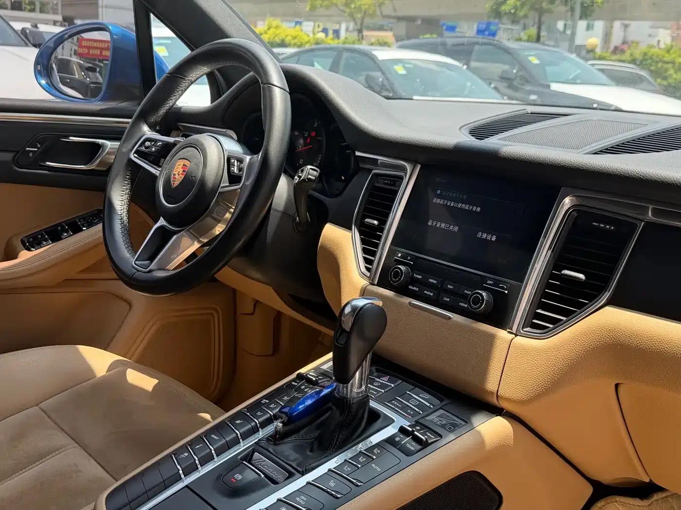 2017 Macan 2.0T — миниатюра 17