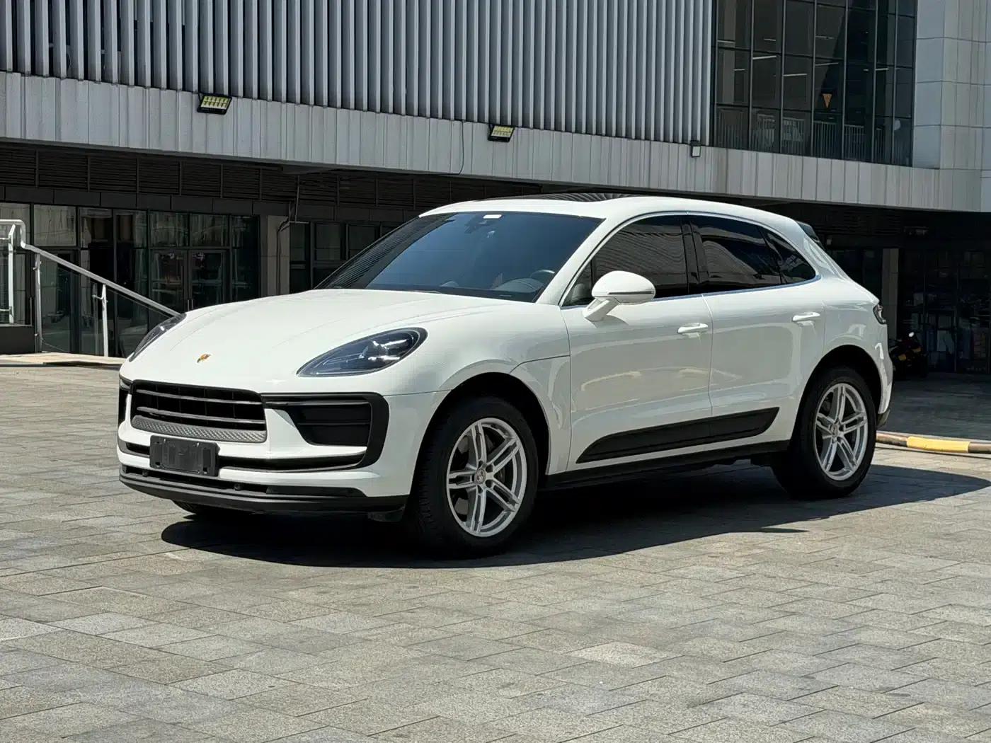 2022 Macan 2.0T — миниатюра 1