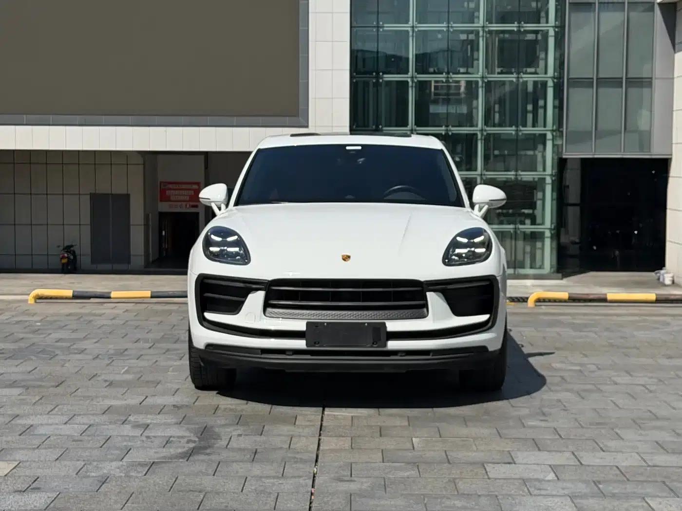 2022 Macan 2.0T — миниатюра 2