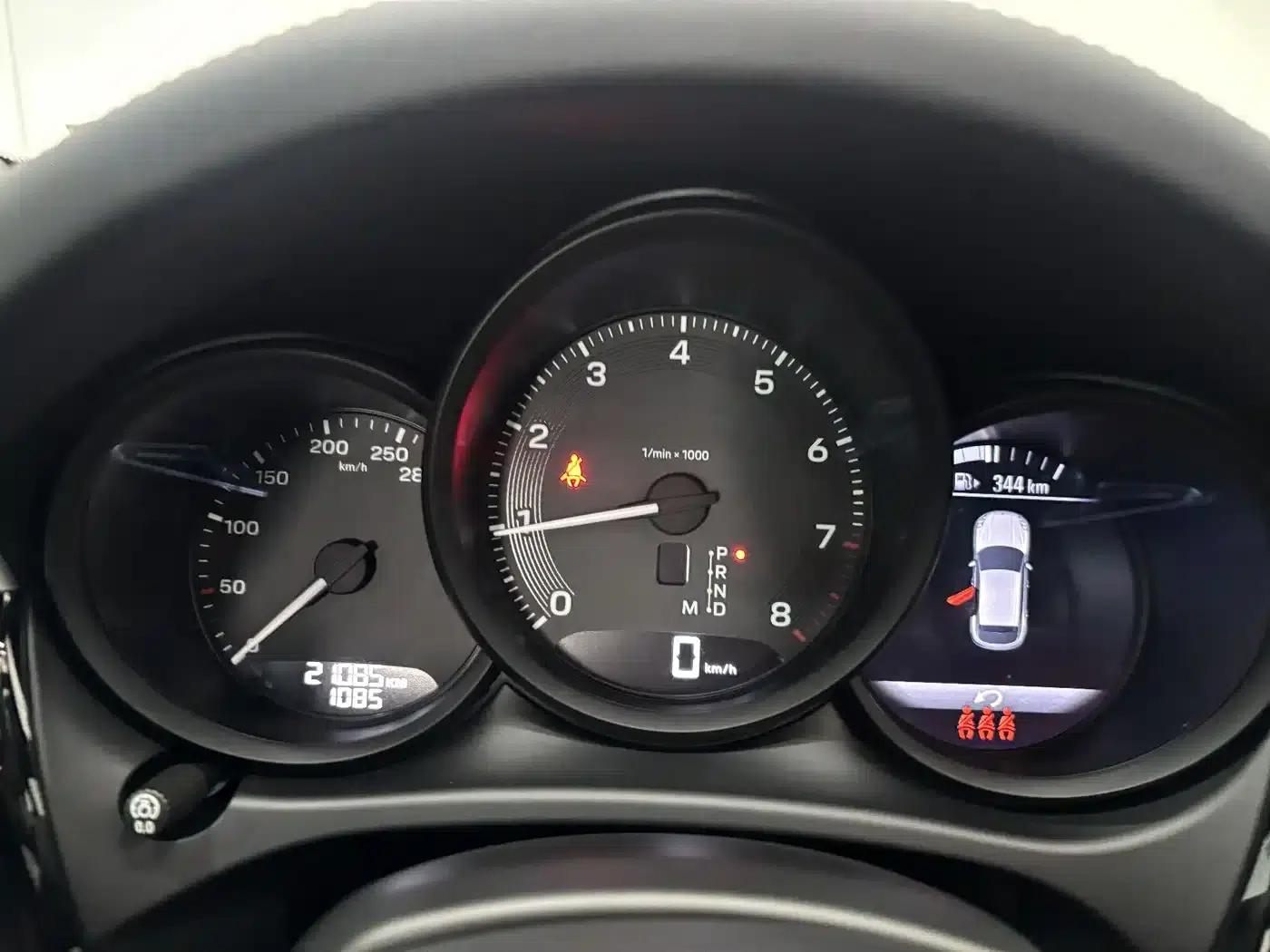 2022 Macan 2.0T — миниатюра 17