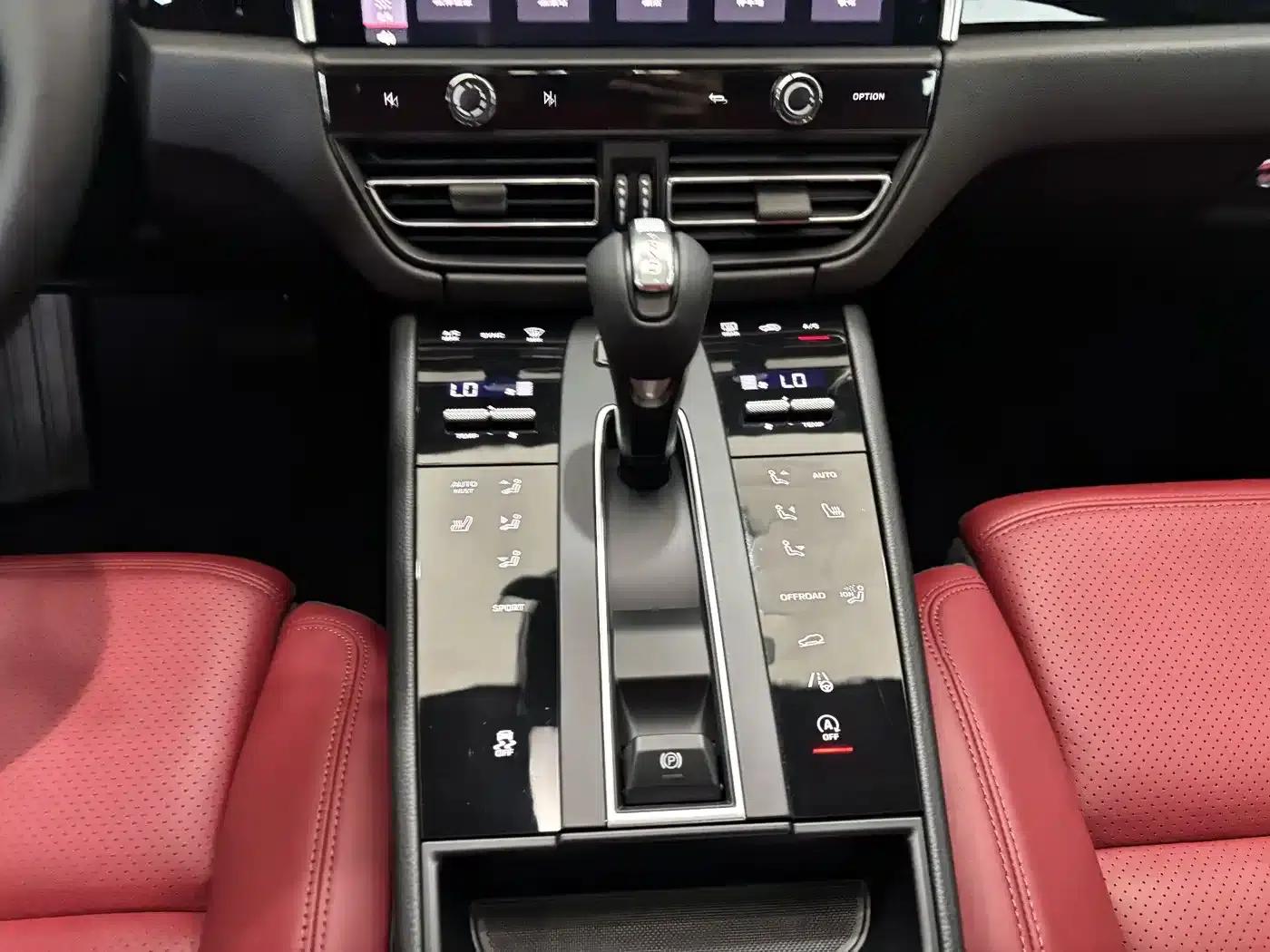 2022 Macan 2.0T — миниатюра 19