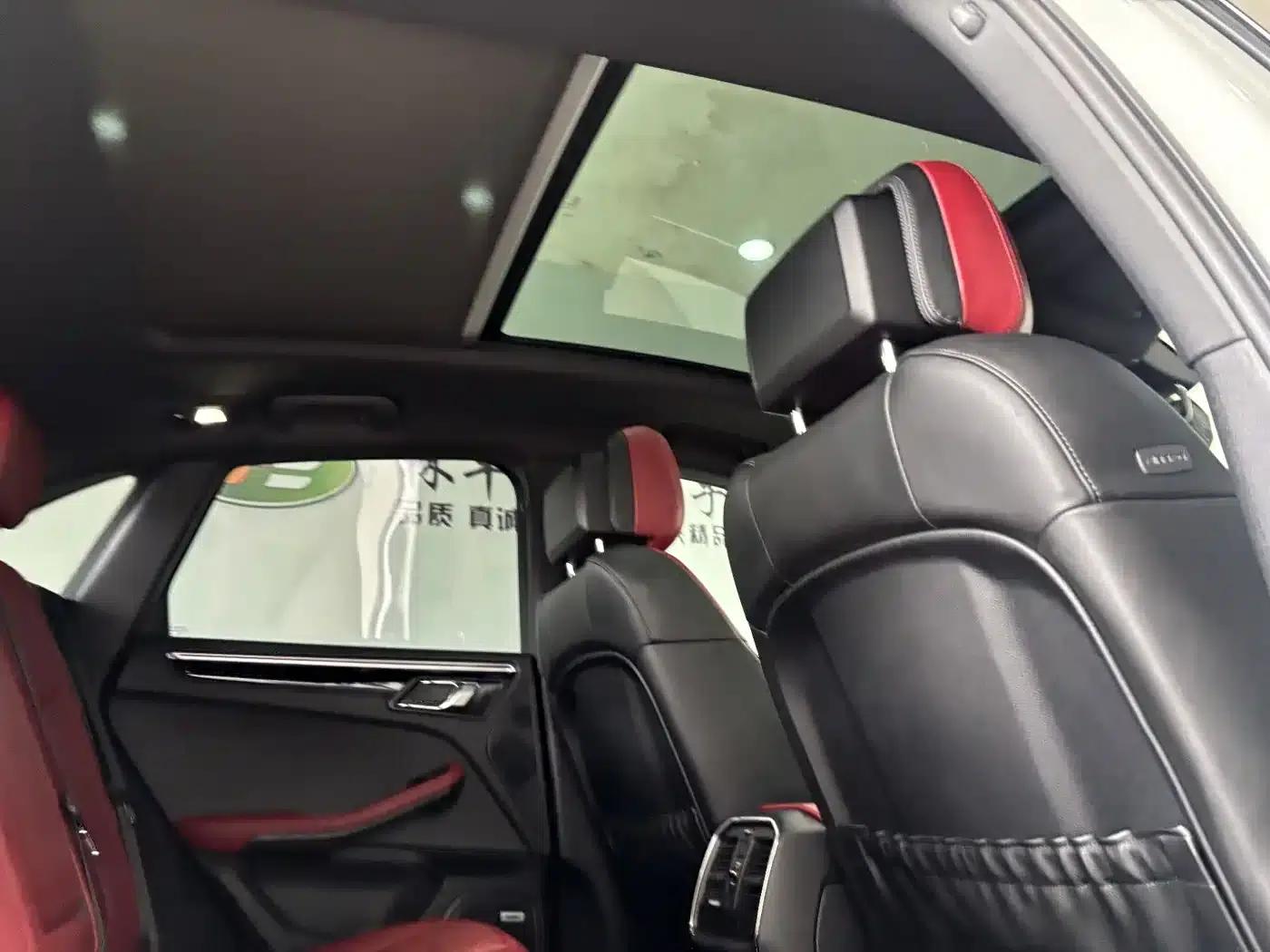 2022 Macan 2.0T — миниатюра 31